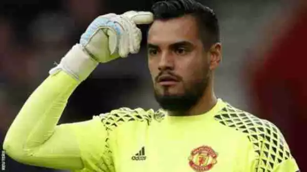 Update!! This Manchester United Star Goalkeeper Has Signed A New Contract At The Club Until 2021